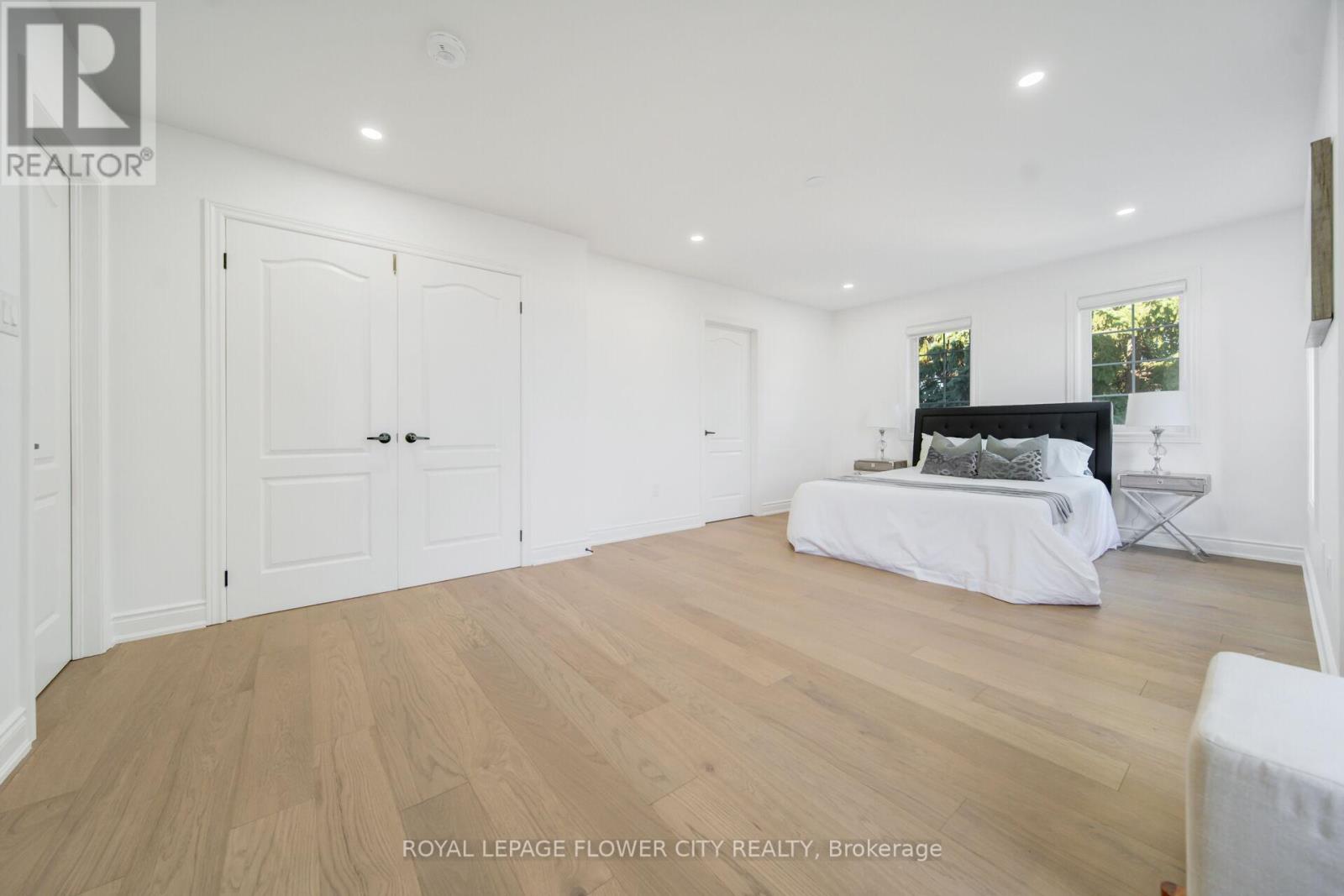 57 St Nicholas Crescent, Vaughan, Ontario  L4H 3E5 - Photo 33 - N12880008