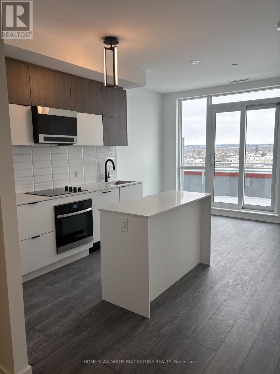 719 - 8888 Yonge Street, Richmond Hill (South Richvale), Ontario  L4C 6Z1 - Photo 2 - N12880032