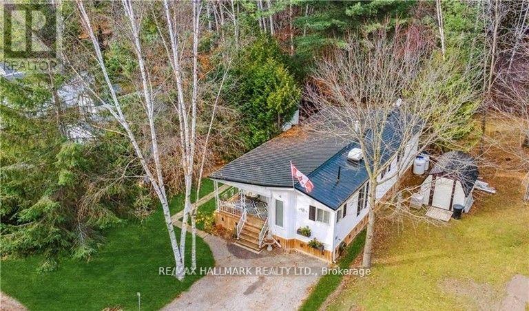 6 PRINCE CHARLES AVENUE, Springwater, Ontario