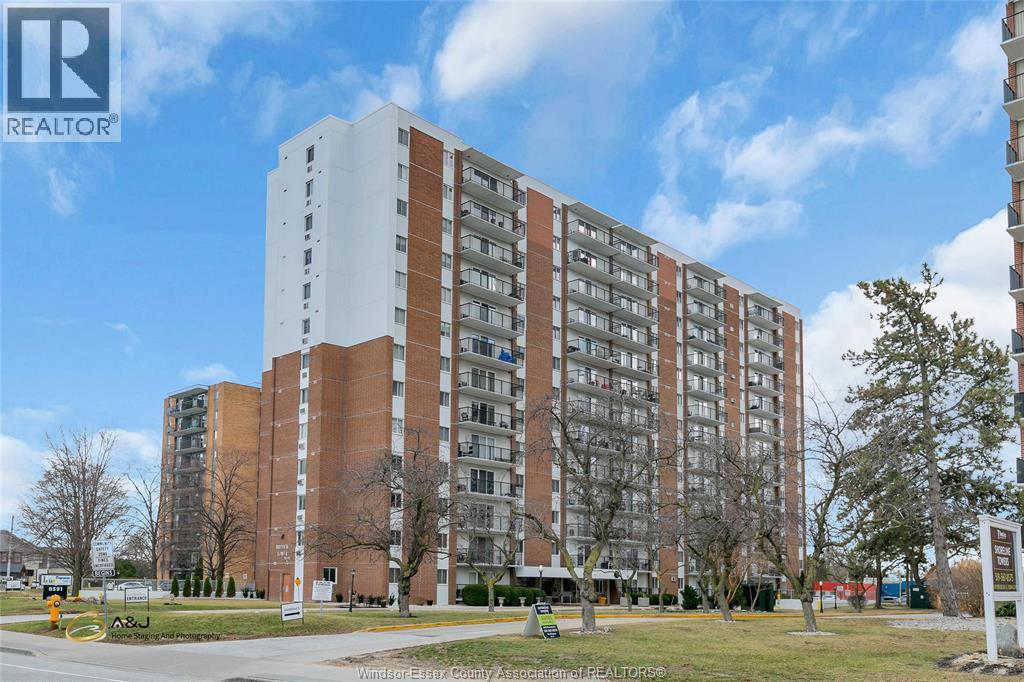 MLS# 26005327: 8591 RIVERSIDE DRIVE East Unit# 1111, Windsor, Canada