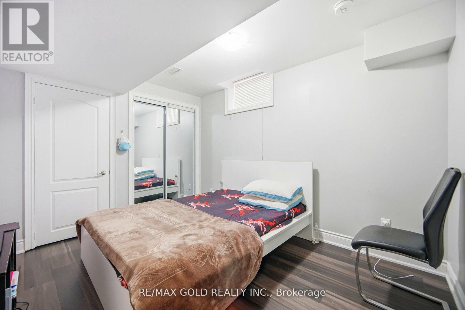 6 Hagerman Road, Brampton, Ontario  L6P 4C1 - Photo 47 - W12879986