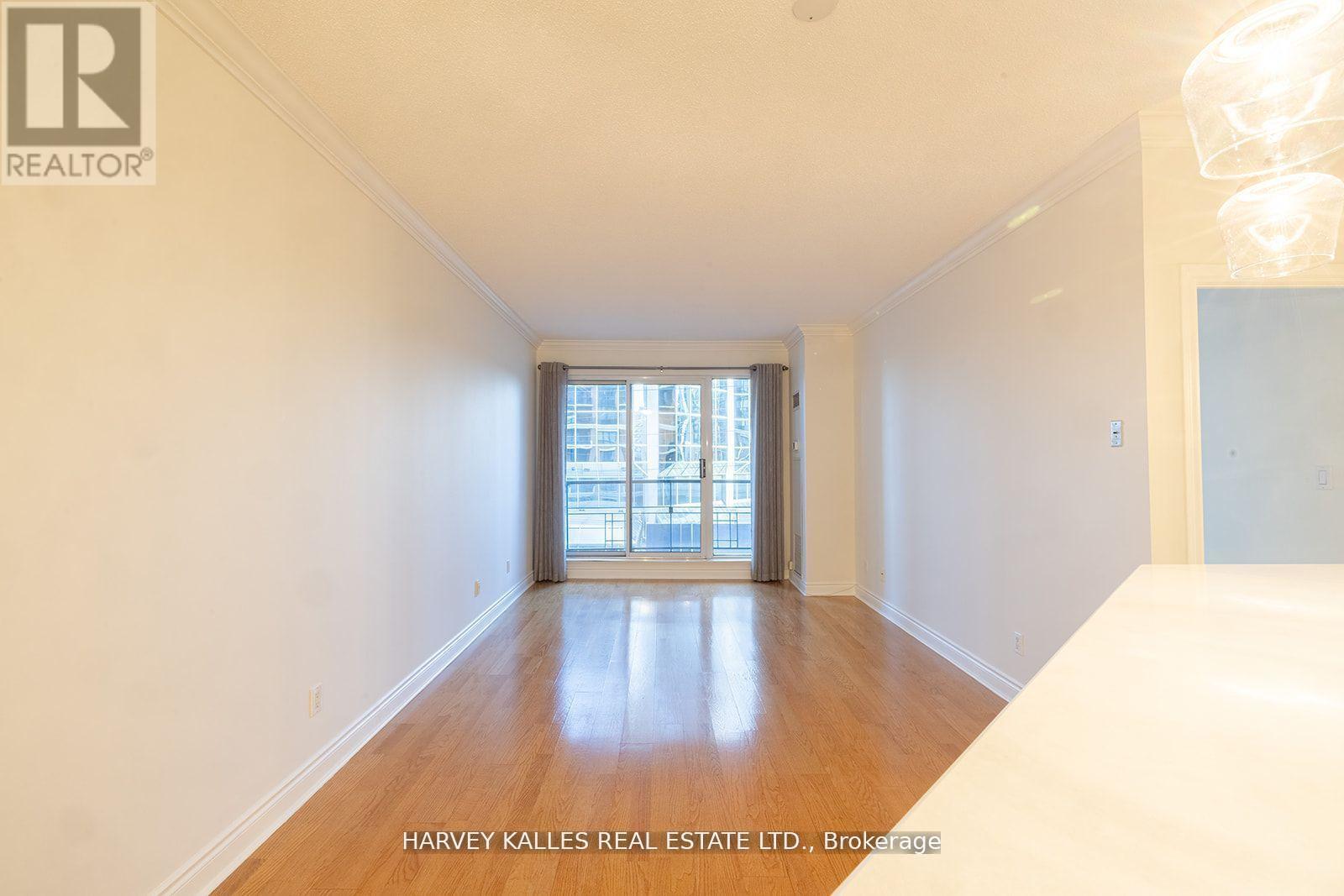 412 - 2 Aberfoyle Crescent, Toronto, Ontario  M8X 2Z8 - Photo 5 - W12879988