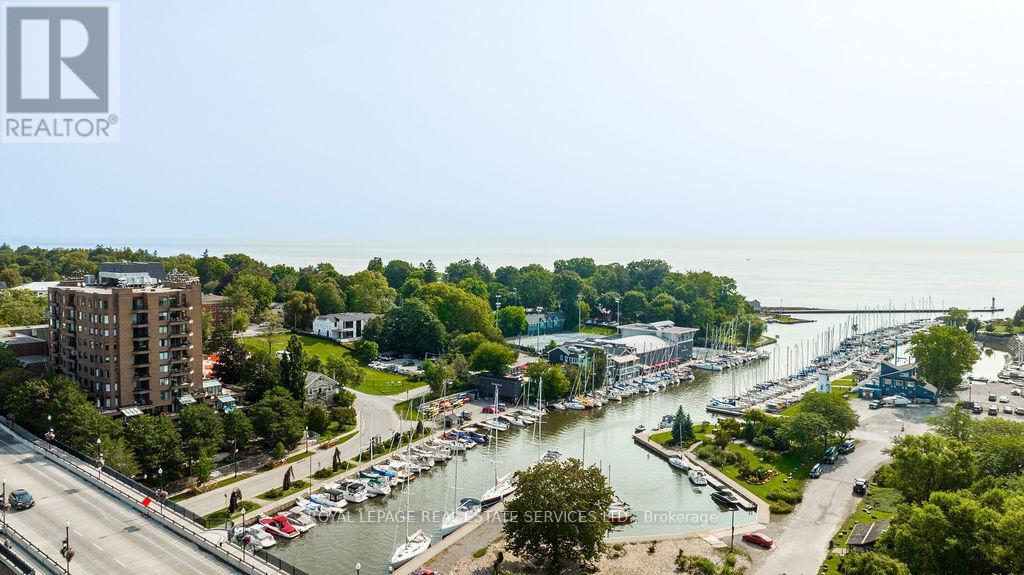 708 - 100 Lakeshore Road E, Oakville, Ontario  L6J 6M9 - Photo 2 - W12880000