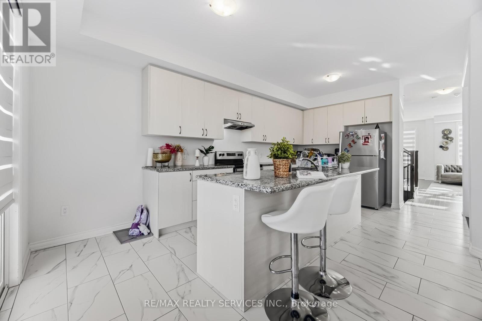 41 Camino Real Drive, Caledon, Ontario  L7C 4L9 - Photo 17 - W12880036