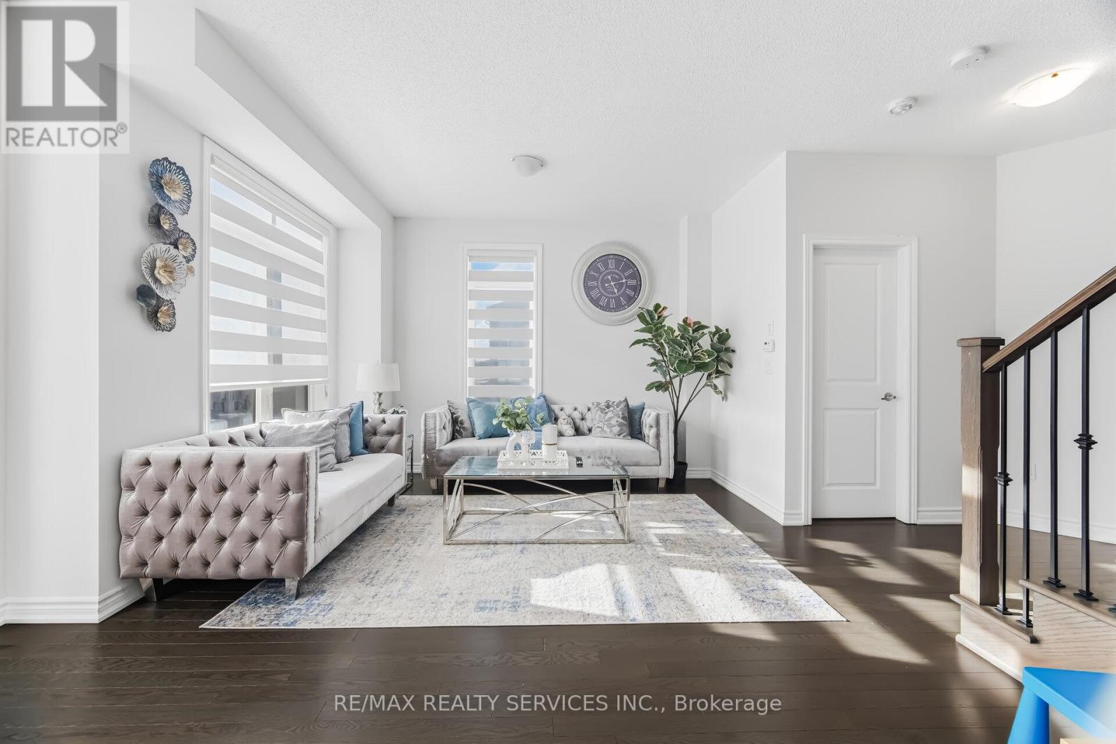 41 Camino Real Drive, Caledon, Ontario  L7C 4L9 - Photo 4 - W12880036