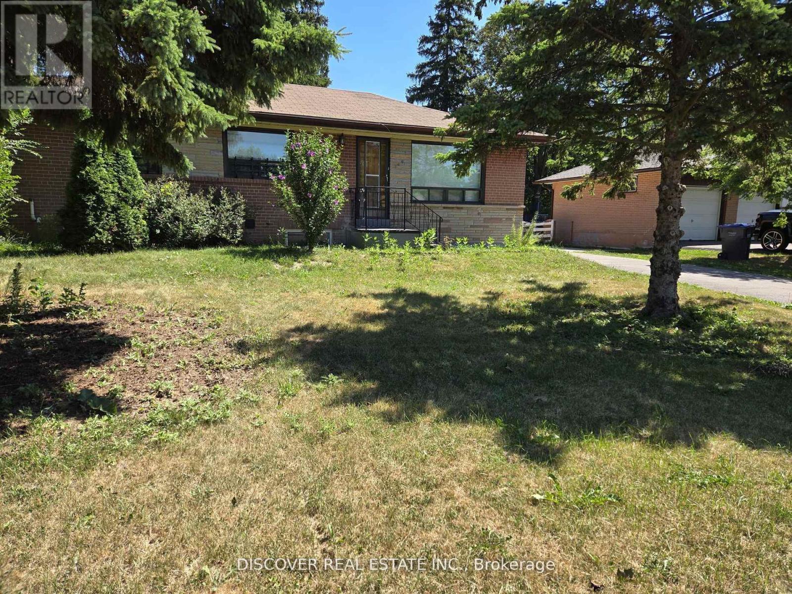 1 - 186 Floradale Drive, Mississauga, Ontario  L5B 1G3 - Photo 20 - W12880152