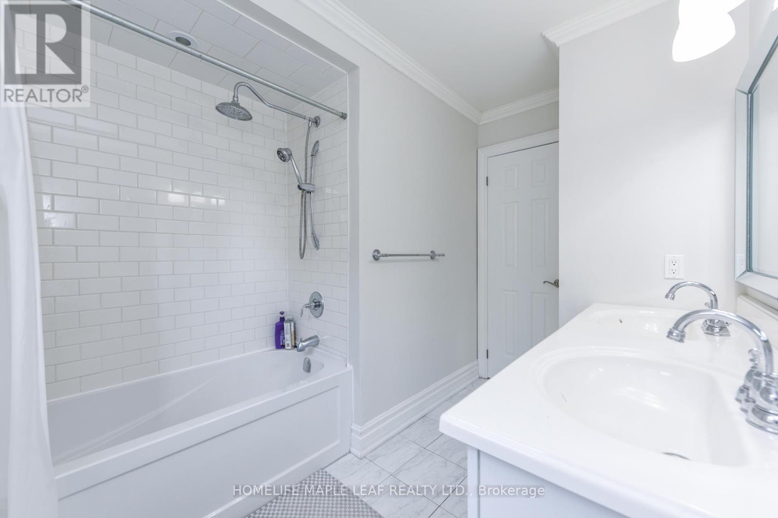 7 Southbury Manor Drive, Caledon, Ontario  L7E 1X7 - Photo 29 - W12880156