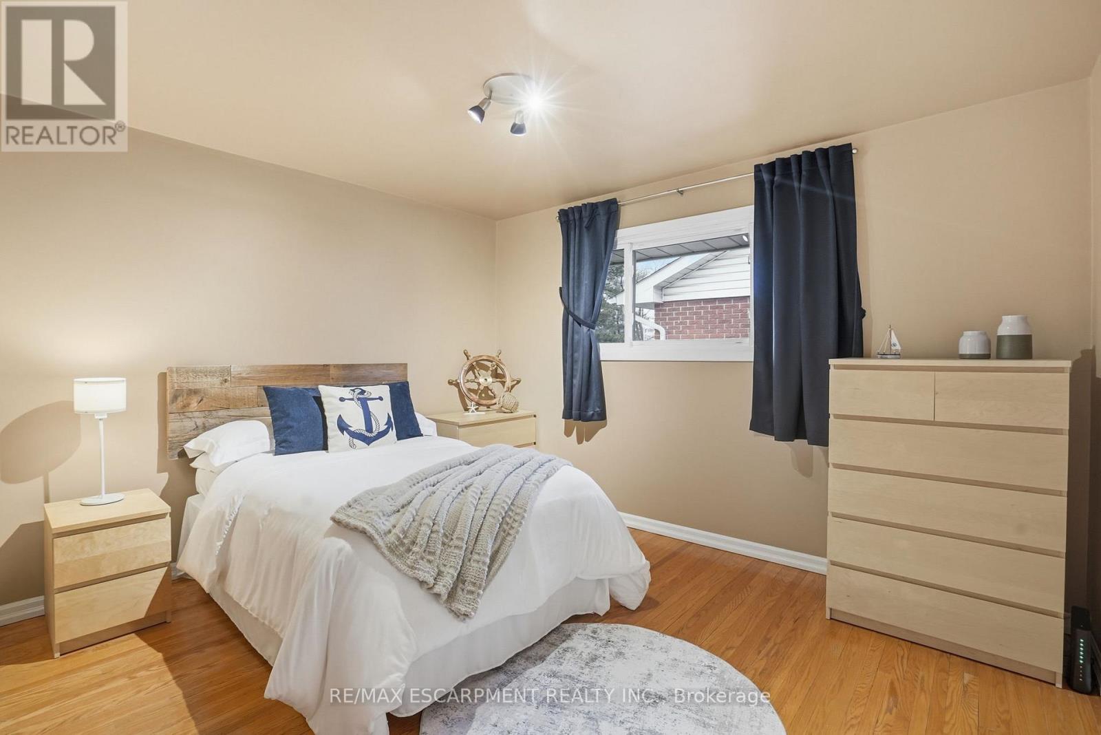 5210 Mulberry Drive, Burlington, Ontario  L7L 3P4 - Photo 29 - W12880178