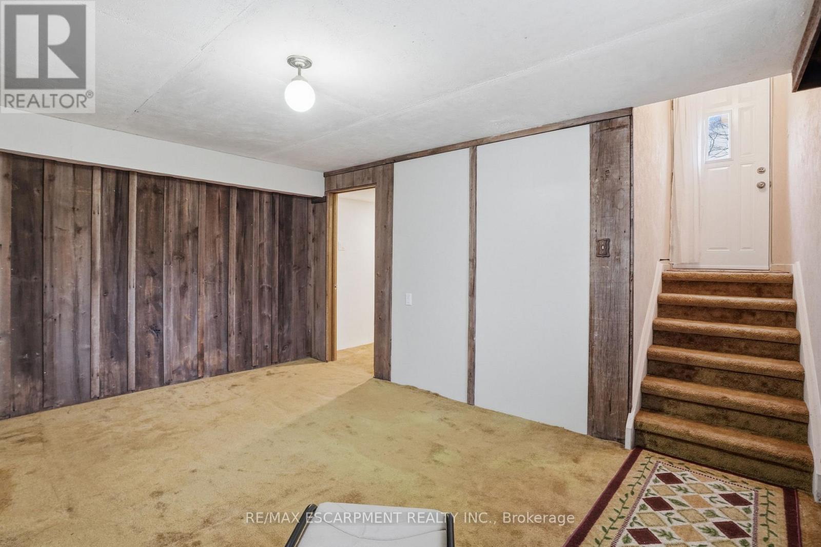 5210 Mulberry Drive, Burlington, Ontario  L7L 3P4 - Photo 38 - W12880178