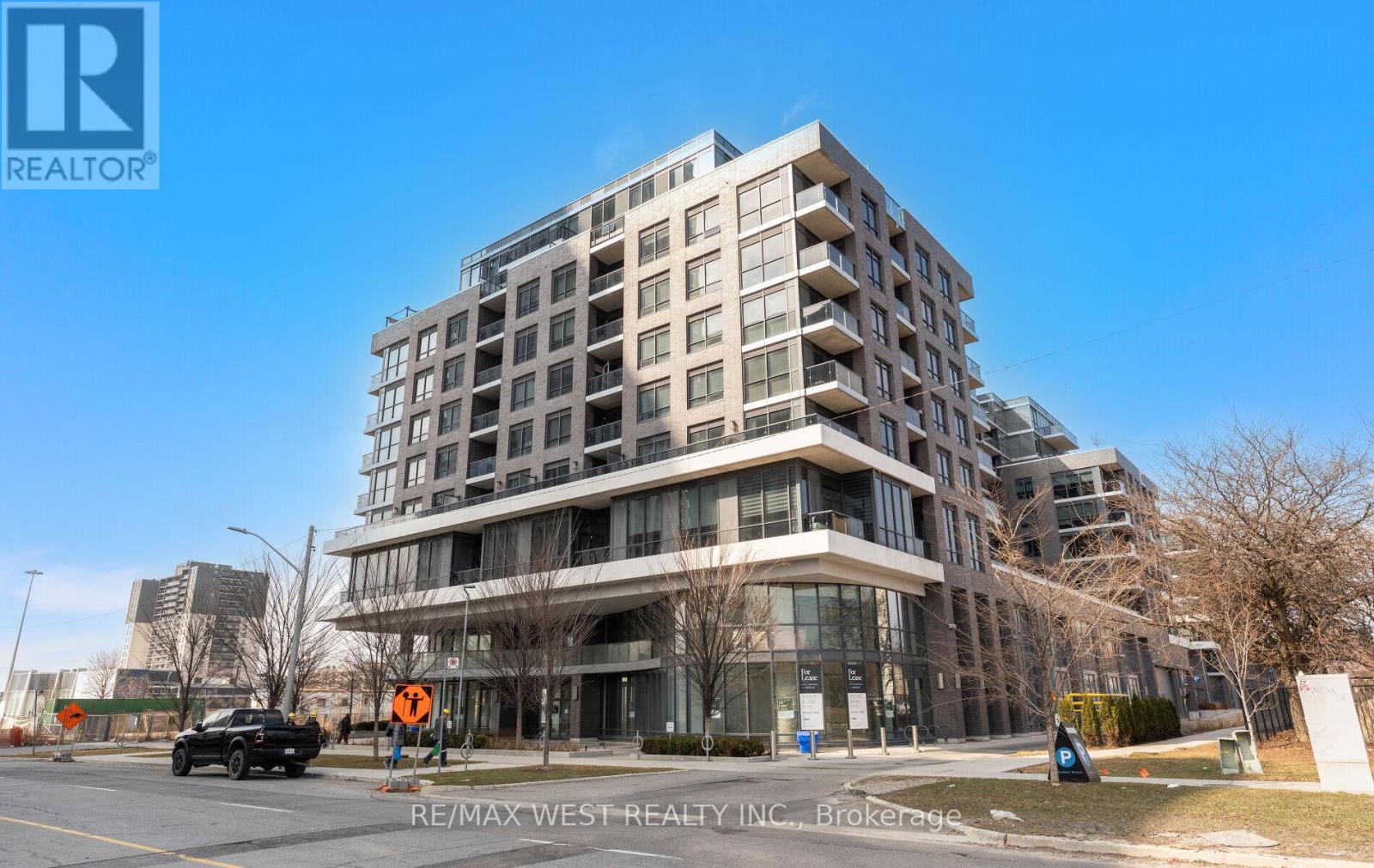 806 - 10 Gibbs Road, Toronto, Ontario  M9B 0E2 - Photo 2 - W12880244