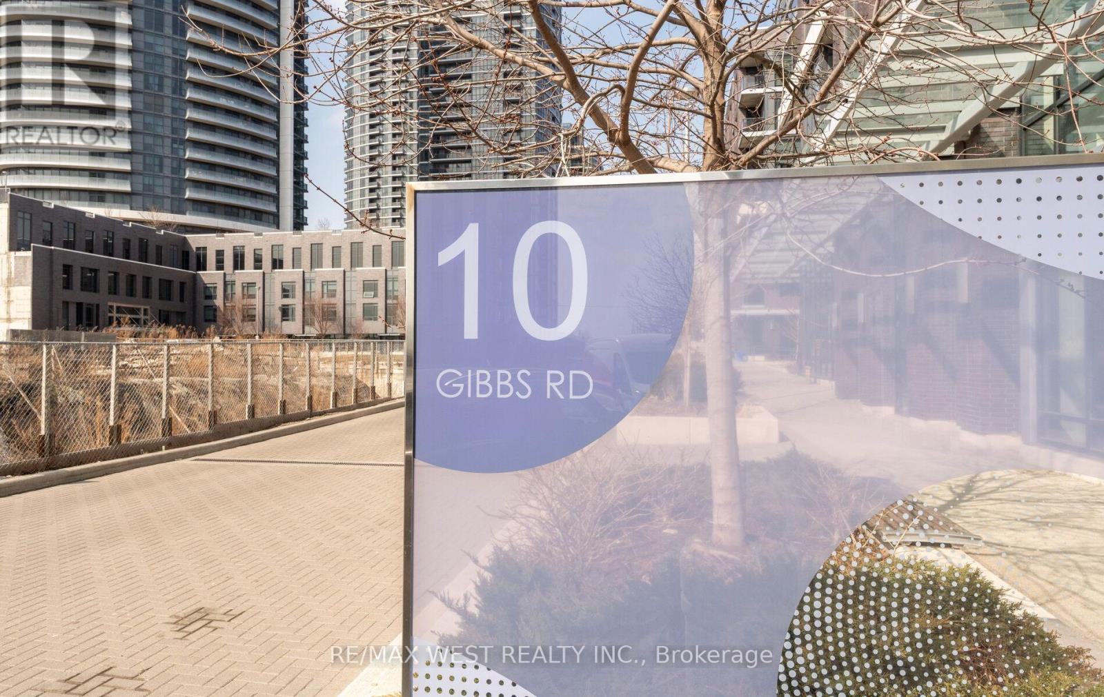 806 - 10 Gibbs Road, Toronto, Ontario  M9B 0E2 - Photo 3 - W12880244