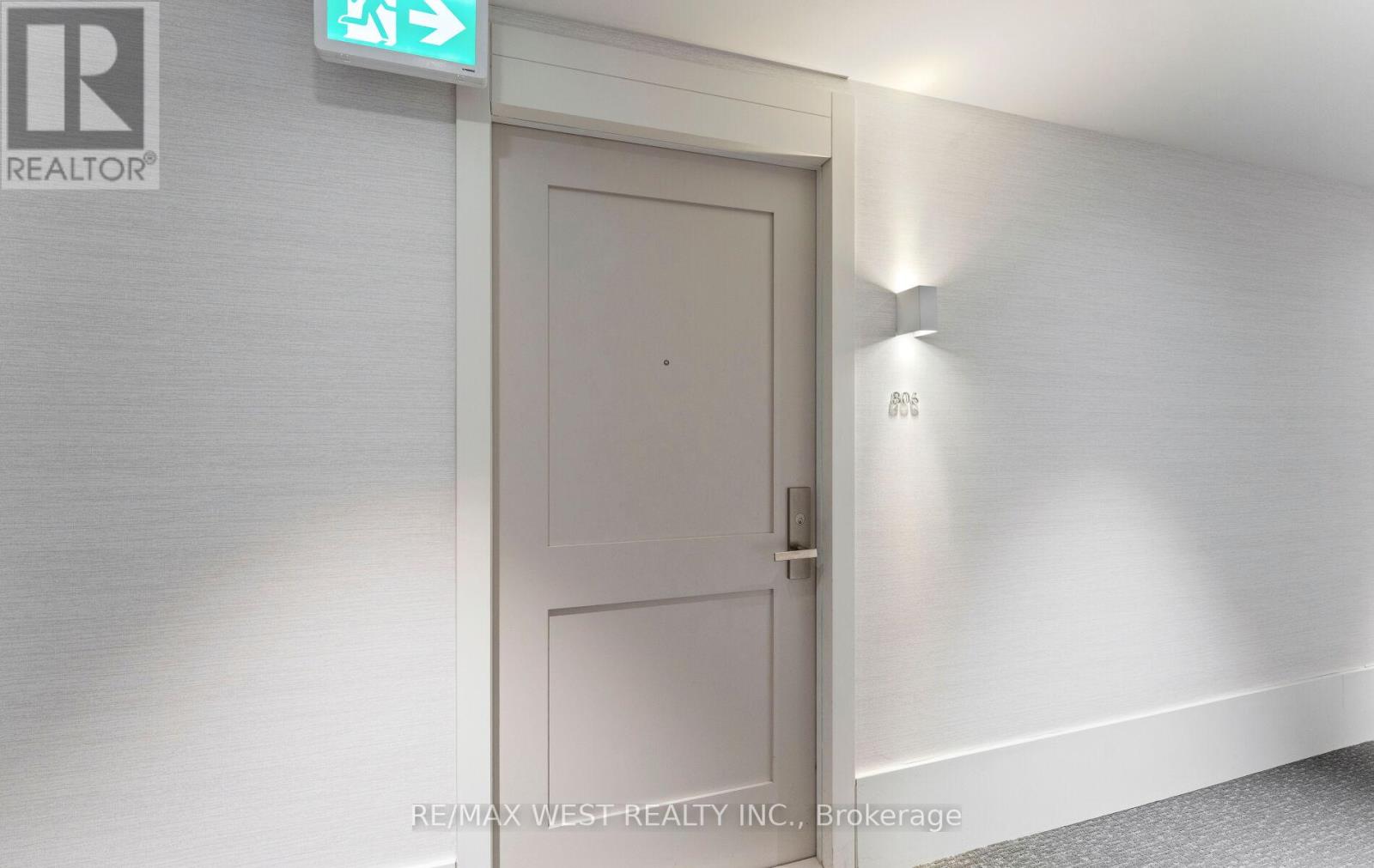 806 - 10 Gibbs Road, Toronto, Ontario  M9B 0E2 - Photo 5 - W12880244