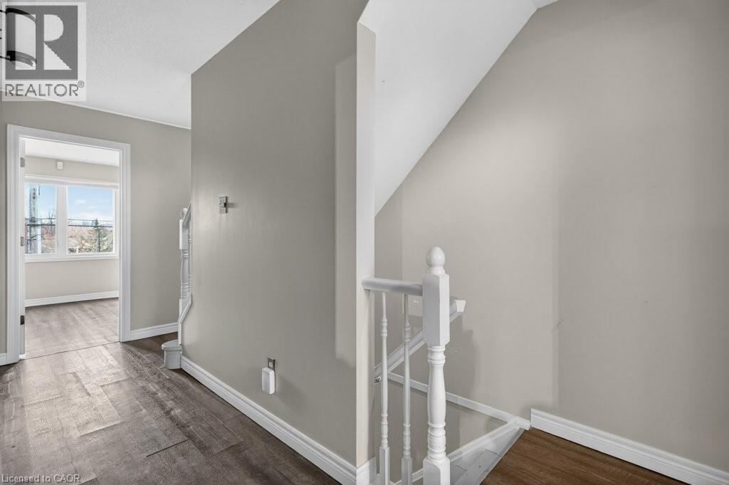 1548 Richmond Street Unit# 1, London, Ontario  N6G 4W7 - Photo 10 - 40812073