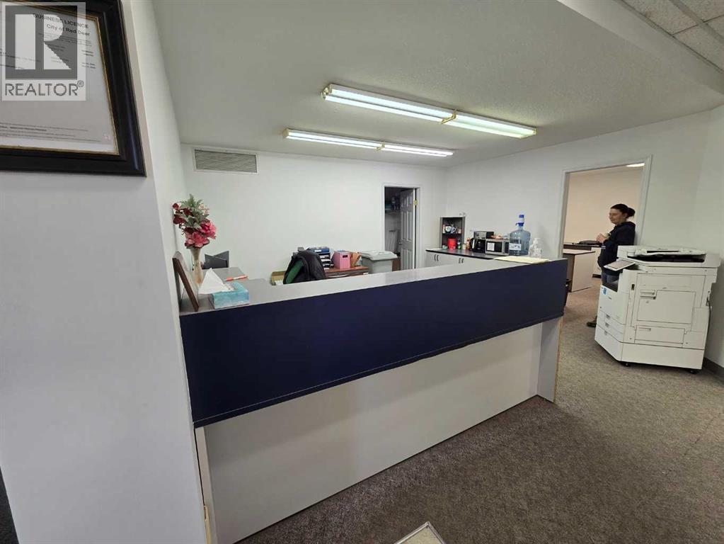 170, 8319 Chiles Ind Avenue, Red Deer, Alberta T4P 2V5 - Photo 4 - A2205046