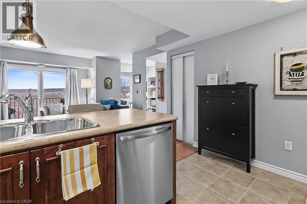 19 Waterford Drive Unit# 307, Guelph, Ontario  N1L 0G8 - Photo 8 - 40804442