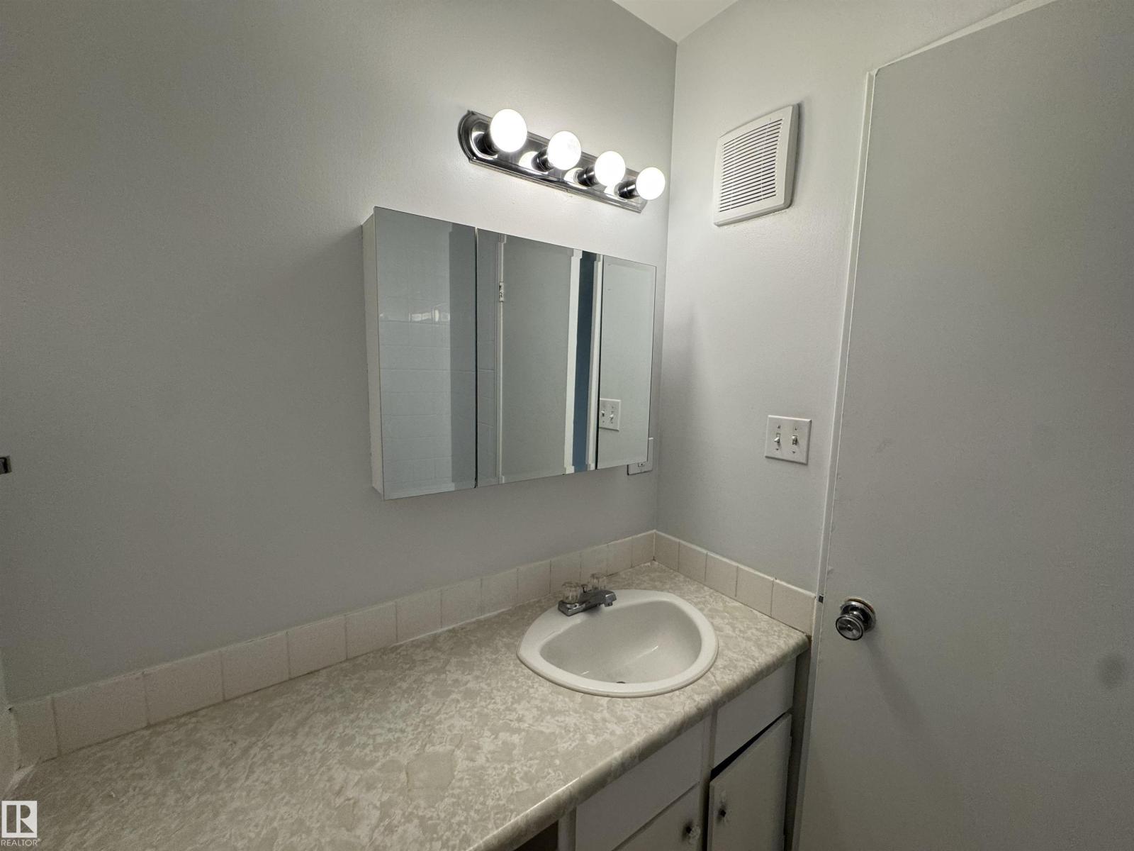 #304 15105 121 St Nw, Edmonton, Alberta  T5X 2G3 - Photo 24 - E4475566