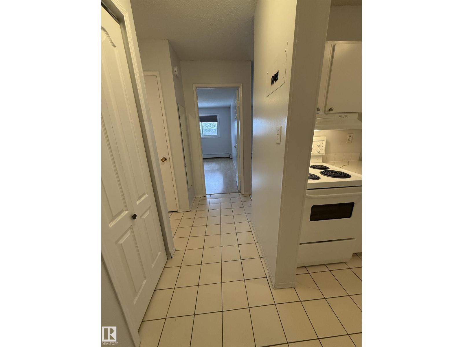 #304 15105 121 St Nw, Edmonton, Alberta  T5X 2G3 - Photo 37 - E4475566