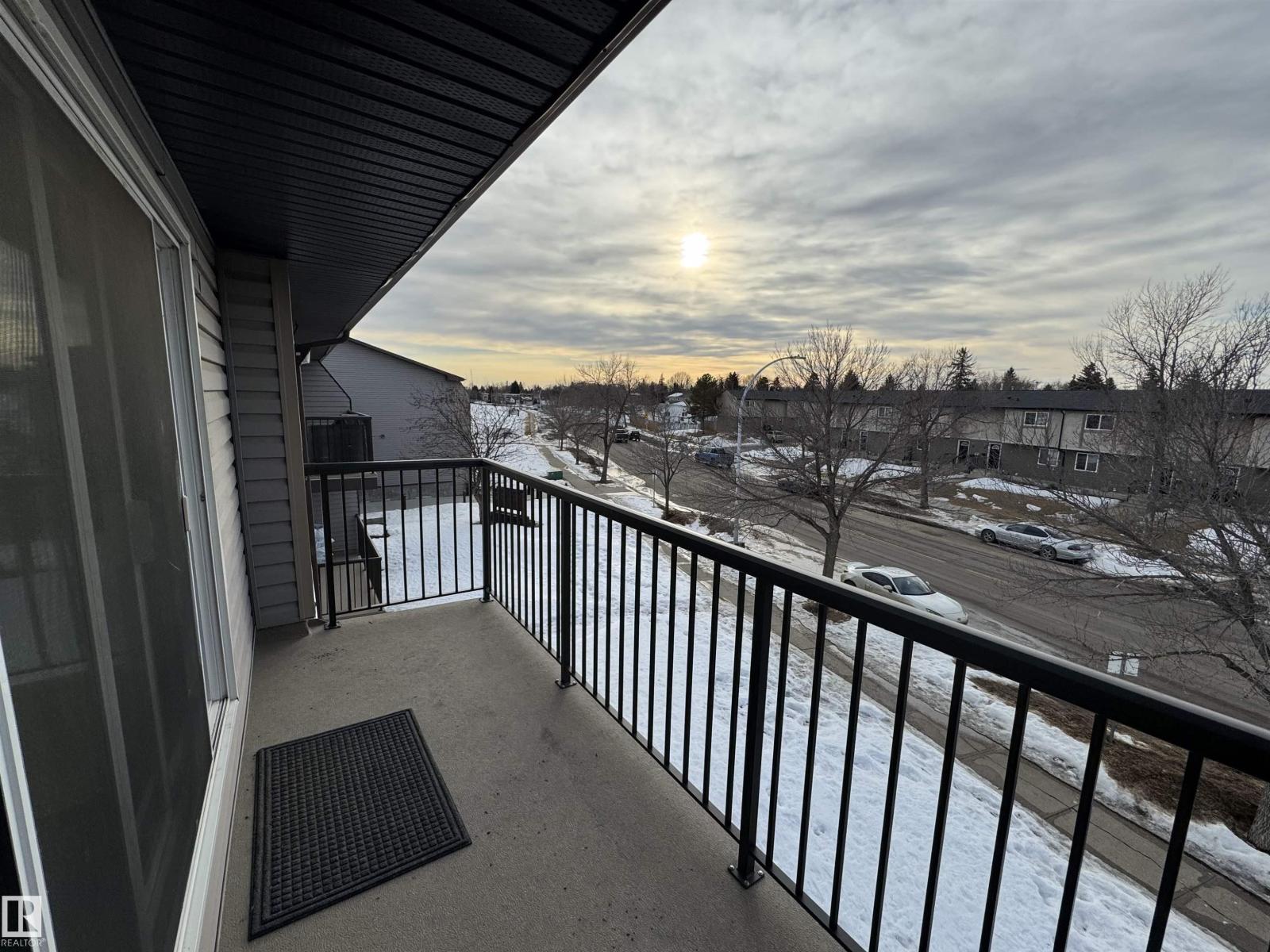 #304 15105 121 St Nw, Edmonton, Alberta  T5X 2G3 - Photo 2 - E4475566