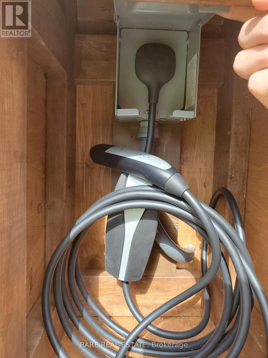 162 Blue Mountain Drive, Blue Mountains, Ontario  L9Y 0K9 - Photo 24 - X12879978