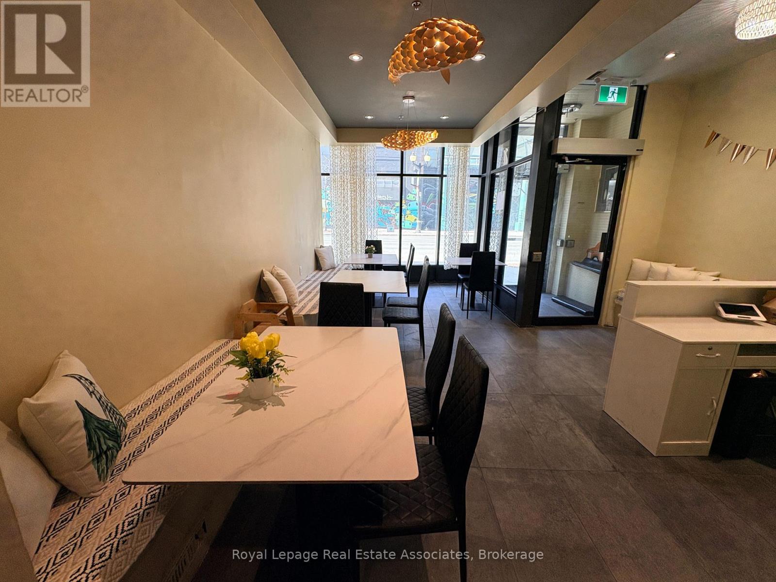 54 James Street N, Hamilton (Beasley), Ontario  L8R 2K1 - Photo 8 - X12879982