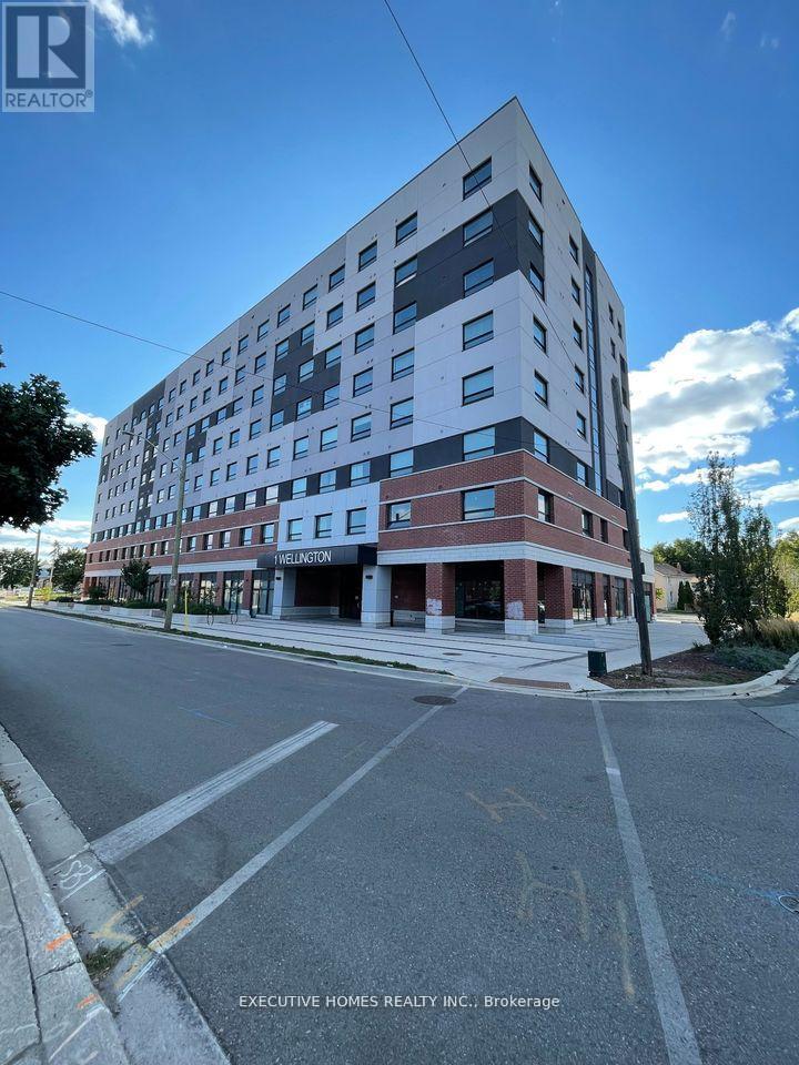 611 - 1 Wellington Street, Brantford, Ontario  N3T 2L3 - Photo 2 - X12880024