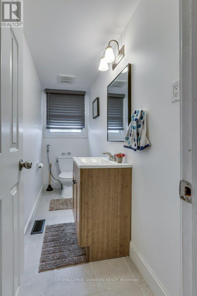 55 Wentworth Court, London South (South O), Ontario  N6J 3W5 - Photo 17 - X12880042