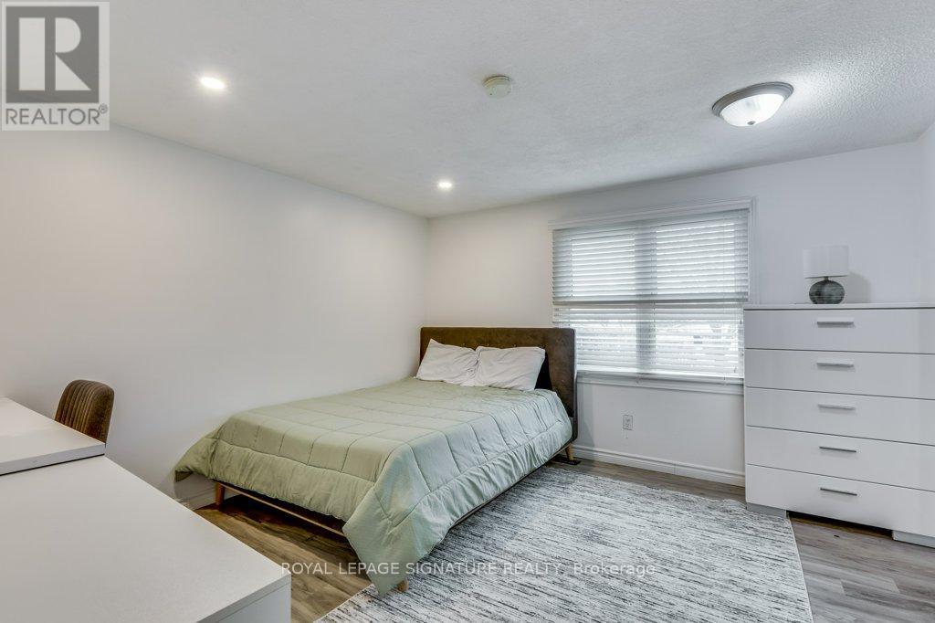 55 Wentworth Court, London South (South O), Ontario  N6J 3W5 - Photo 22 - X12880042