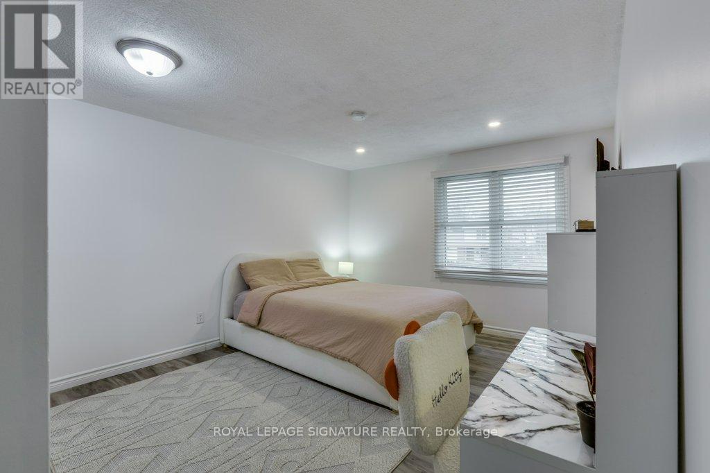 55 Wentworth Court, London South (South O), Ontario  N6J 3W5 - Photo 30 - X12880042