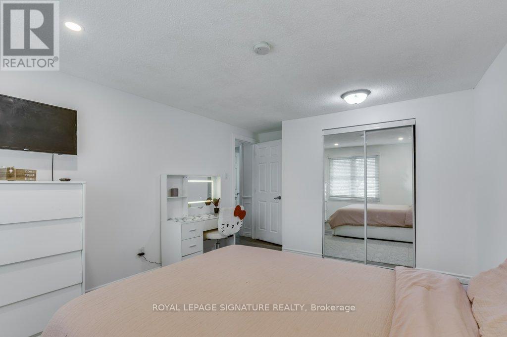 55 Wentworth Court, London South (South O), Ontario  N6J 3W5 - Photo 32 - X12880042