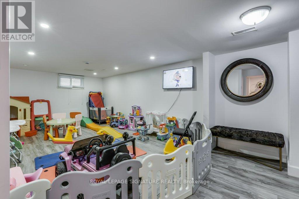 55 Wentworth Court, London South (South O), Ontario  N6J 3W5 - Photo 33 - X12880042