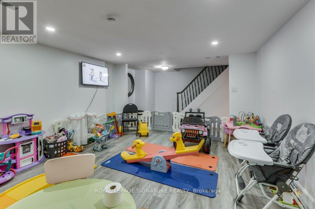 55 Wentworth Court, London South (South O), Ontario  N6J 3W5 - Photo 34 - X12880042