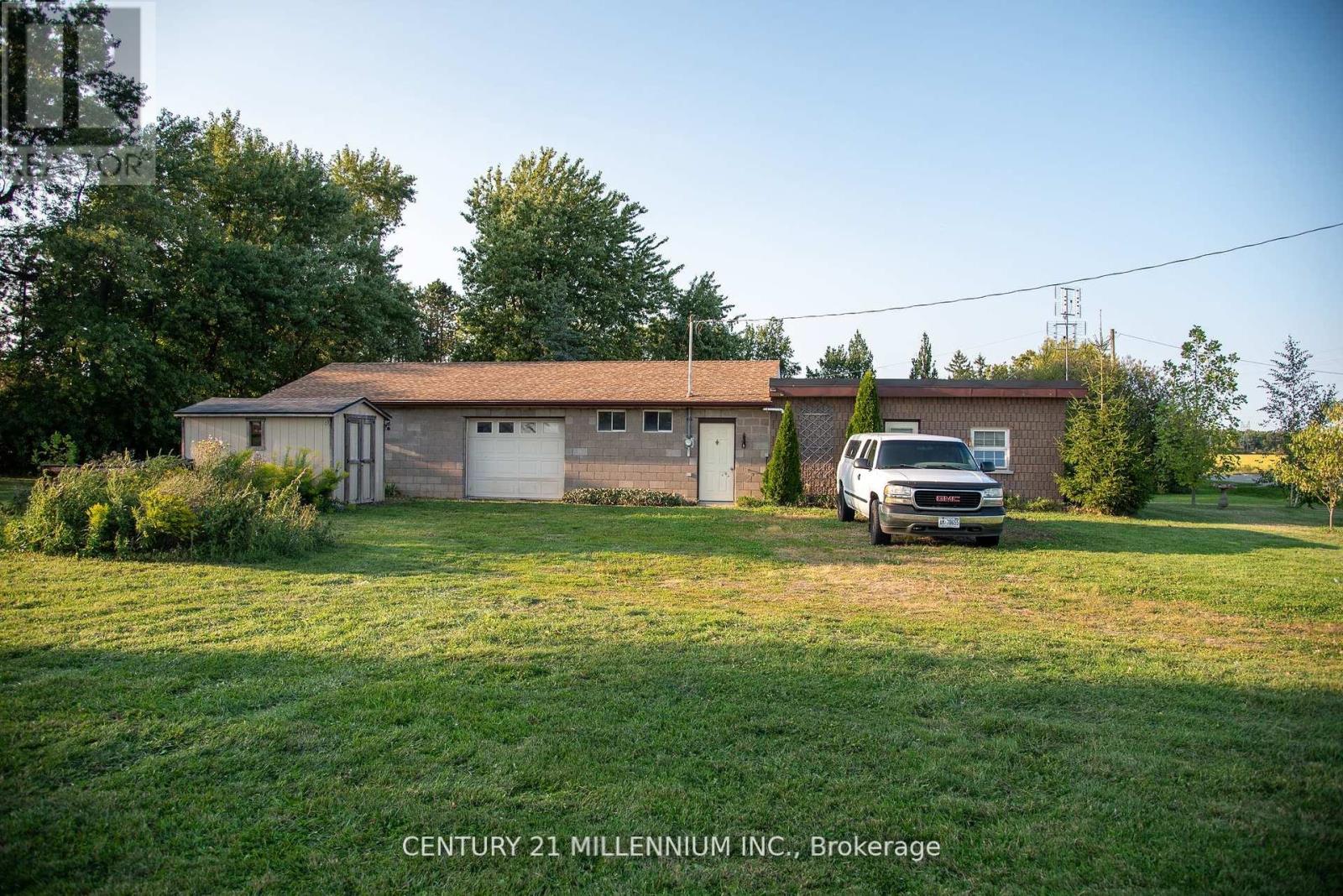 1917 Hansler Road, Thorold (Allanburg/thorold South), Ontario  L2V 5J5 - Photo 2 - X12880070