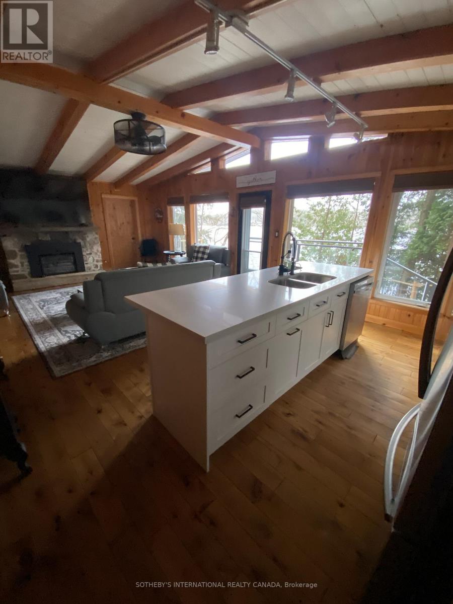 1030 Cobble Rose Lane, Minden Hills (Lutterworth), Ontario  K0M 2L1 - Photo 13 - X12880162