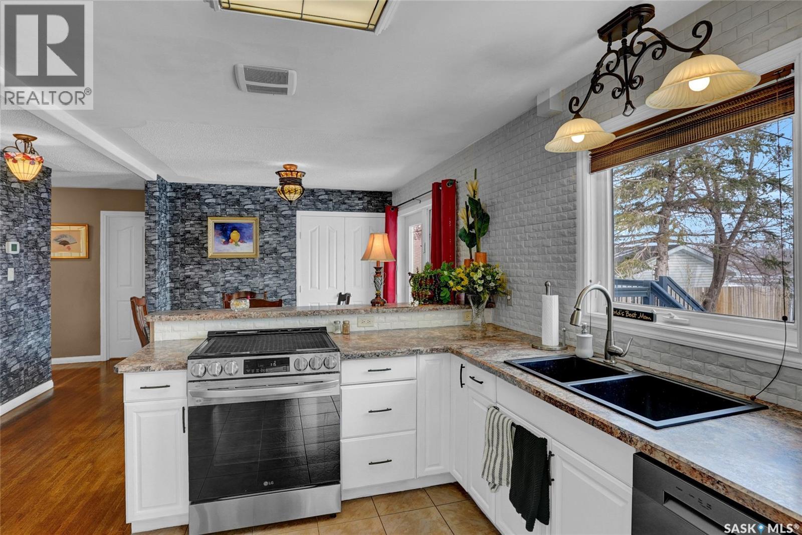 1309 Algoma Avenue, Moose Jaw, Saskatchewan  S6H 3Z9 - Photo 17 - SK030377