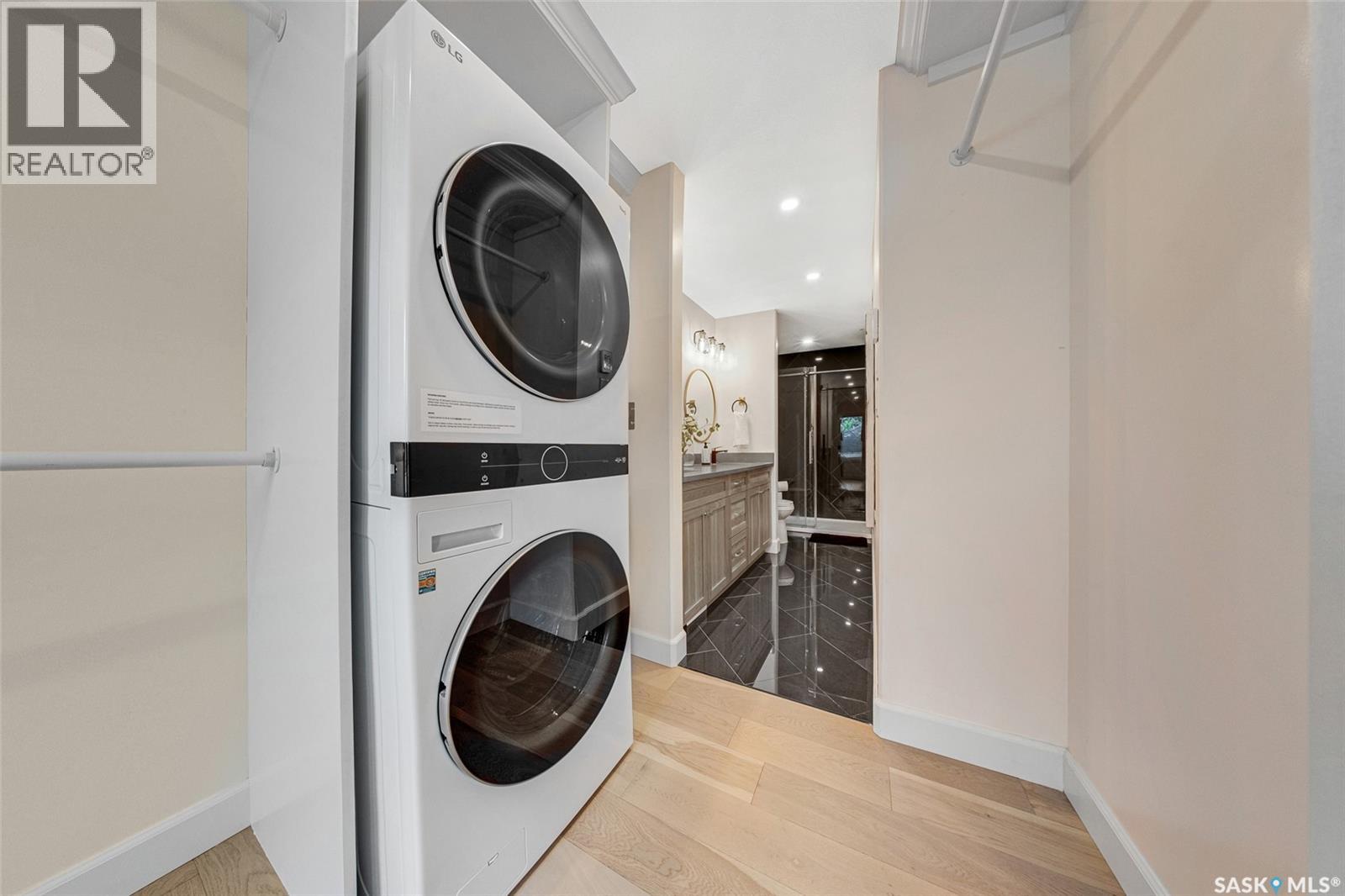 1138 P Avenue S, Saskatoon, Saskatchewan  S7M 2X7 - Photo 24 - SK030361