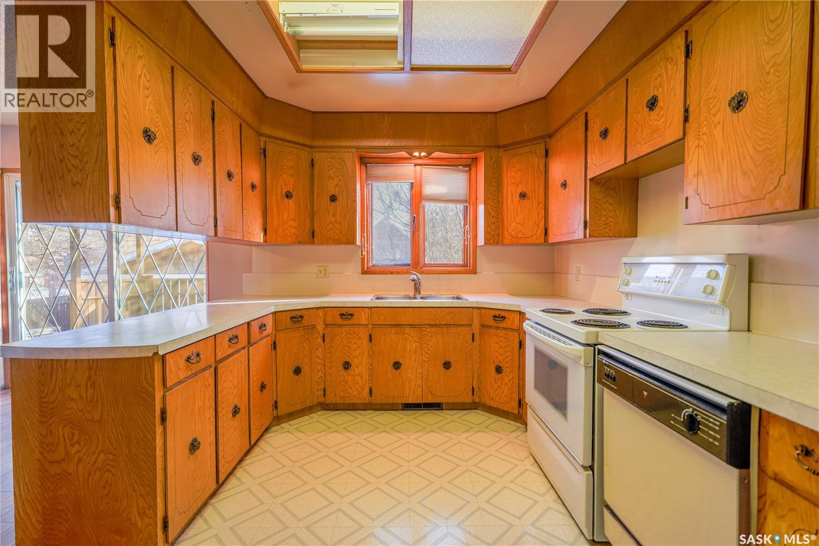 663 Athabasca Street W, Moose Jaw, Saskatchewan  S6H 2C7 - Photo 14 - SK030349