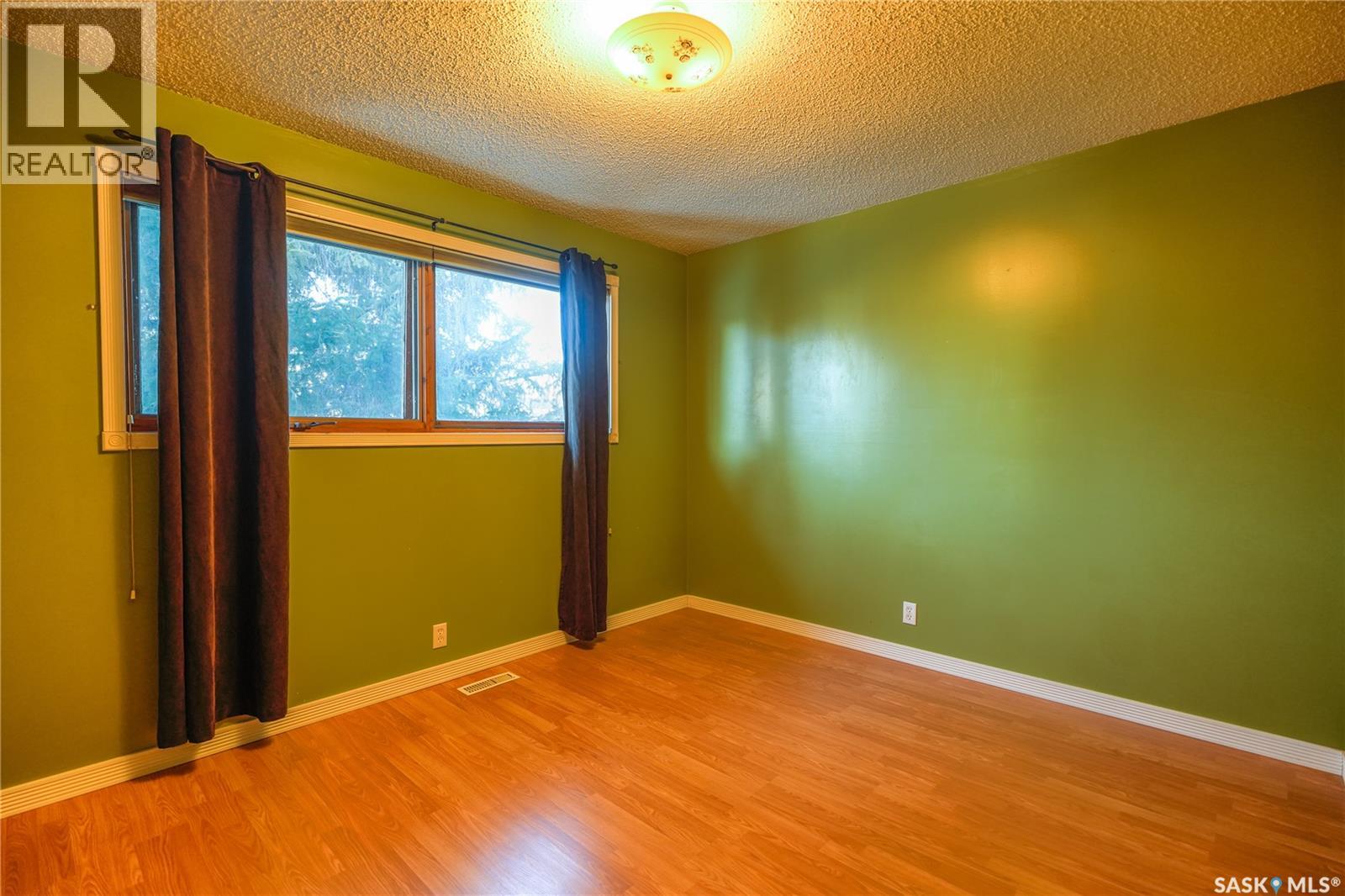 663 Athabasca Street W, Moose Jaw, Saskatchewan  S6H 2C7 - Photo 20 - SK030349