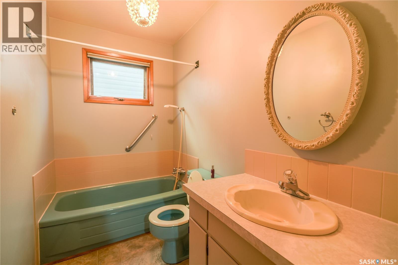 663 Athabasca Street W, Moose Jaw, Saskatchewan  S6H 2C7 - Photo 22 - SK030349