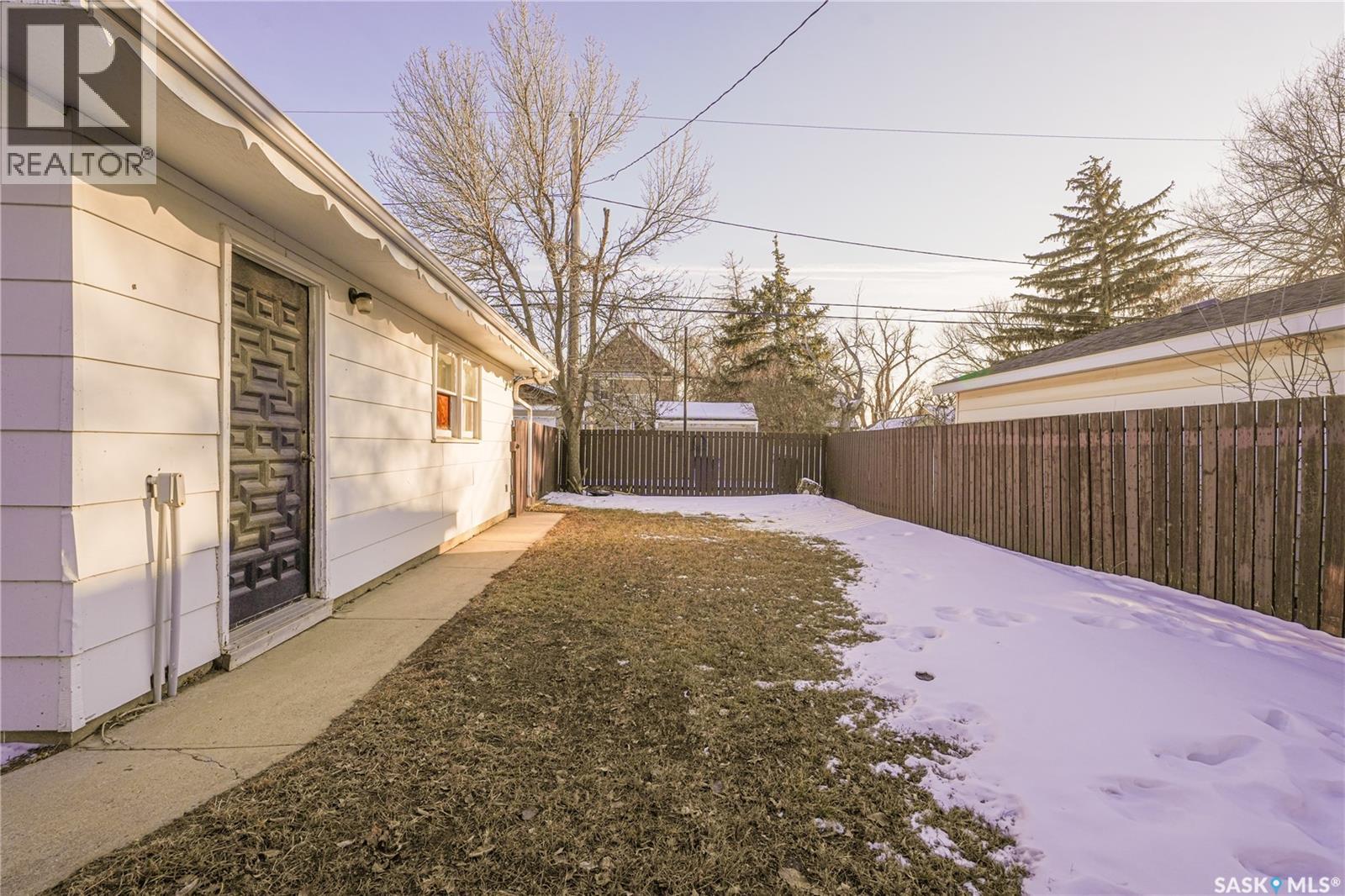 663 Athabasca Street W, Moose Jaw, Saskatchewan  S6H 2C7 - Photo 39 - SK030349