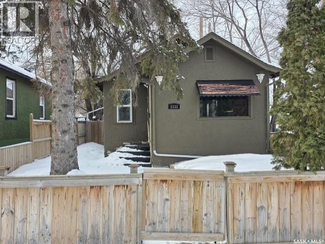 1131 C AVENUE N, saskatoon, Saskatchewan