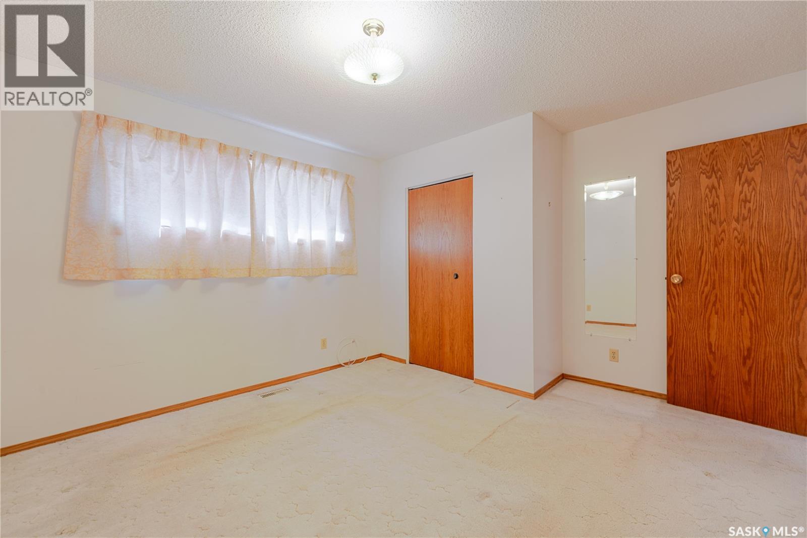 974 Hawthorne Crescent, Moose Jaw, Saskatchewan  S6H 6T6 - Photo 19 - SK030236