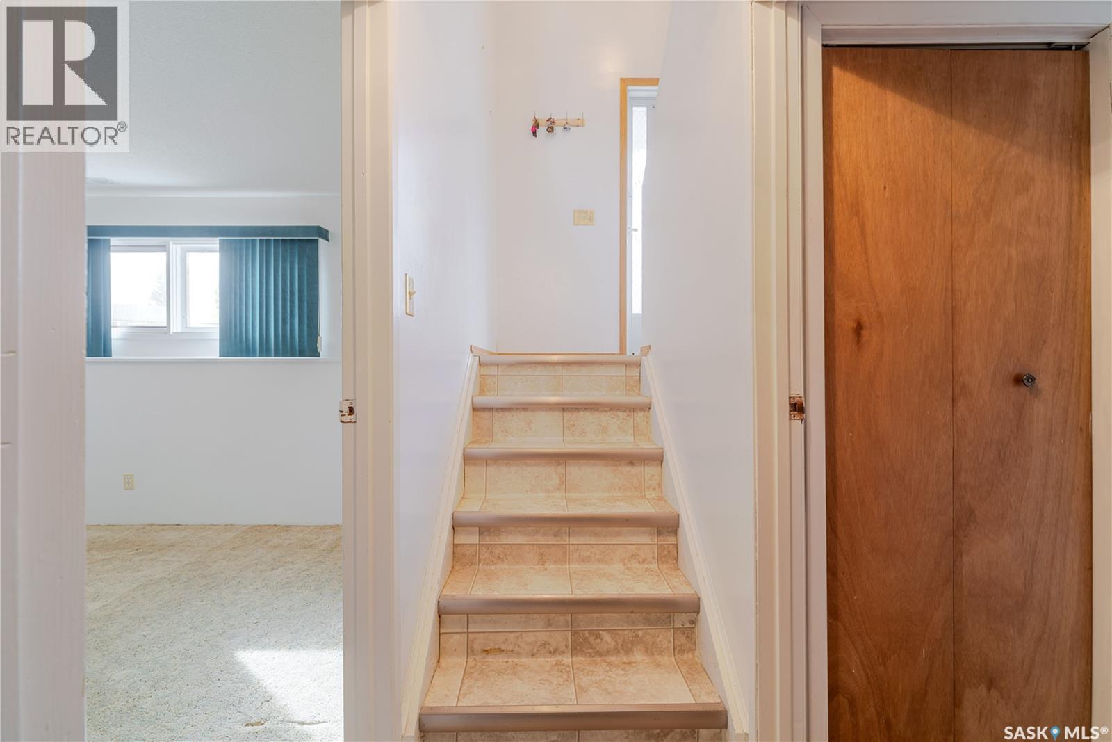 974 Hawthorne Crescent, Moose Jaw, Saskatchewan  S6H 6T6 - Photo 22 - SK030236