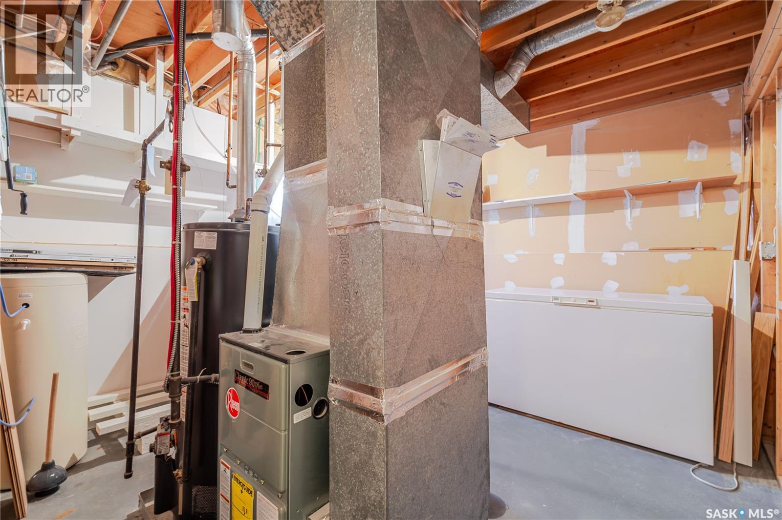 974 Hawthorne Crescent, Moose Jaw, Saskatchewan  S6H 6T6 - Photo 34 - SK030236