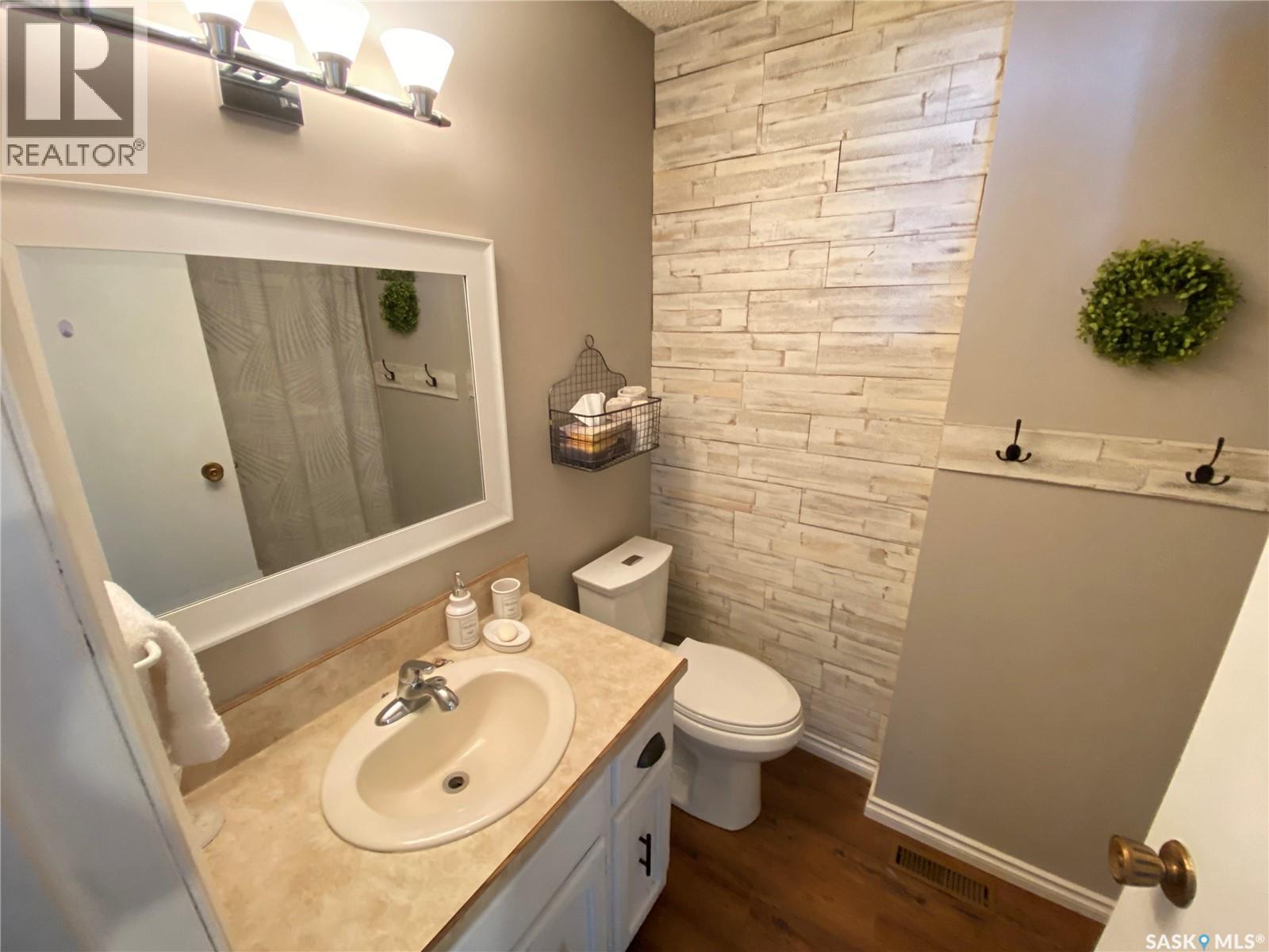 70 Matheson Crescent, Yorkton, Saskatchewan  S3N 3M3 - Photo 12 - SK030135