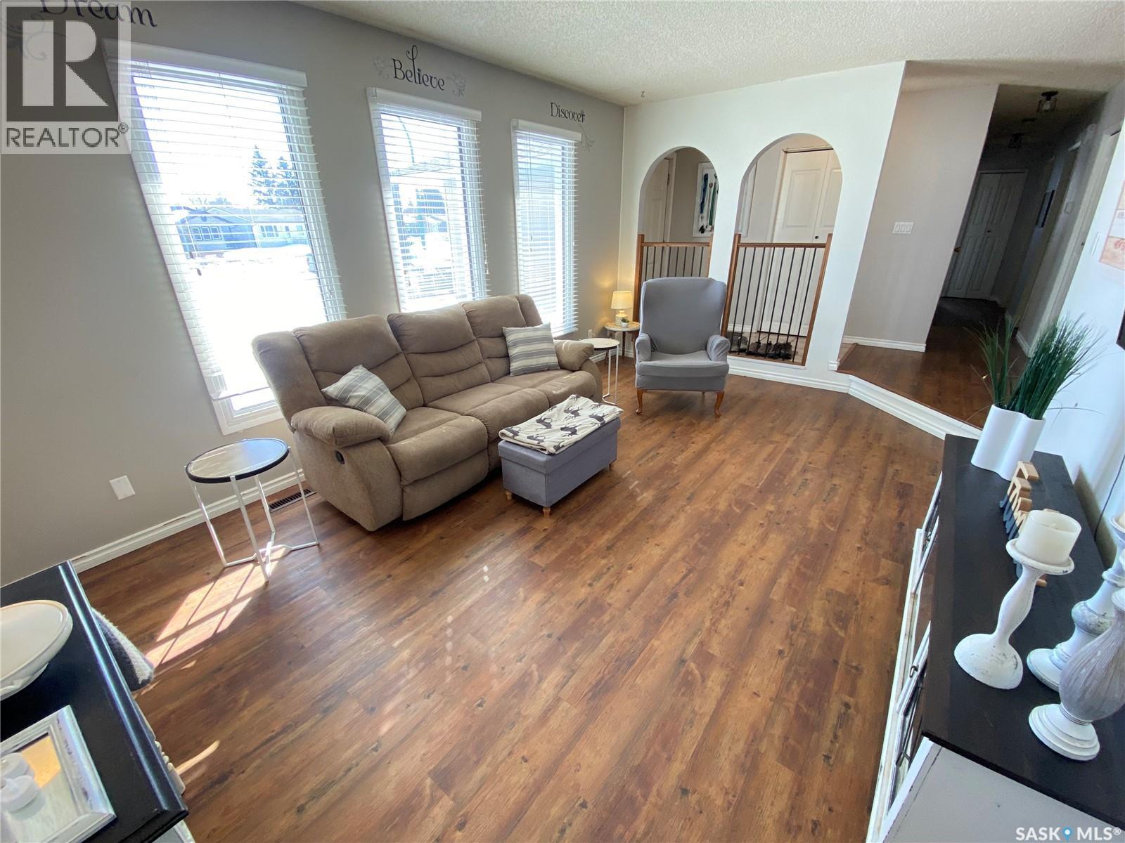 70 Matheson Crescent, Yorkton, Saskatchewan  S3N 3M3 - Photo 6 - SK030135