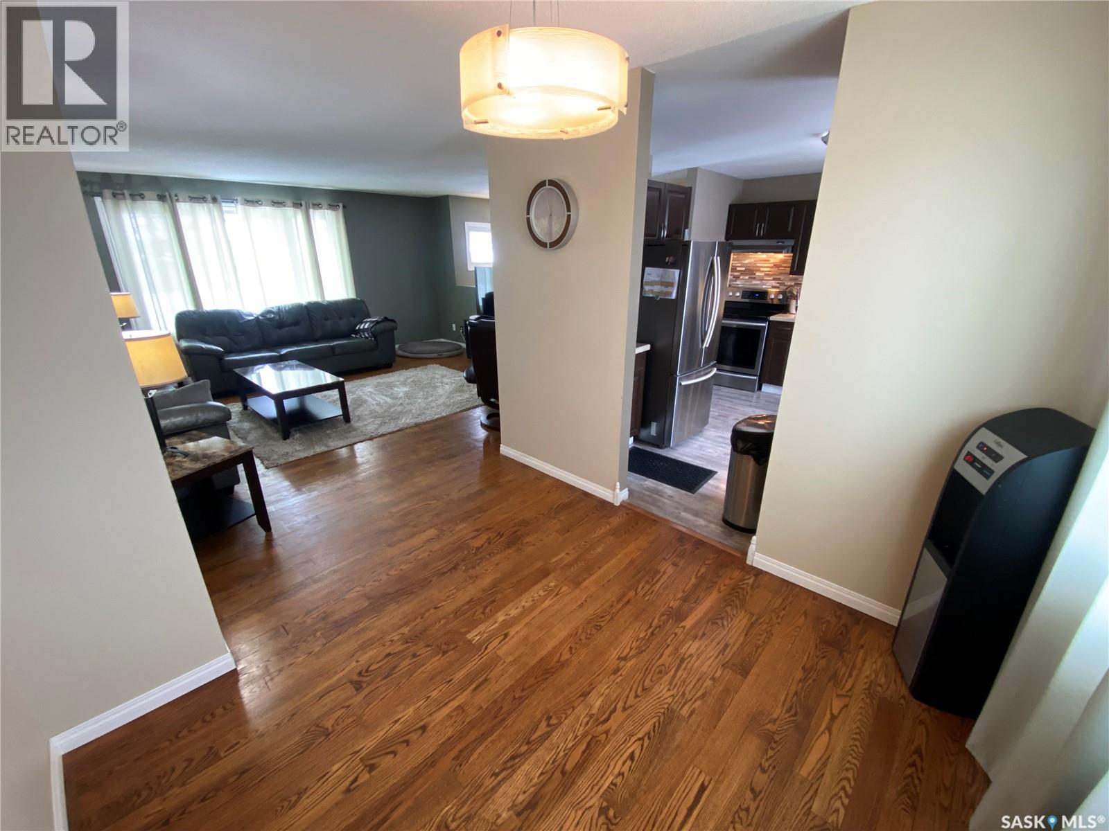 5 Cardinal Bay, Yorkton, Saskatchewan  S3N 3E4 - Photo 5 - SK030129