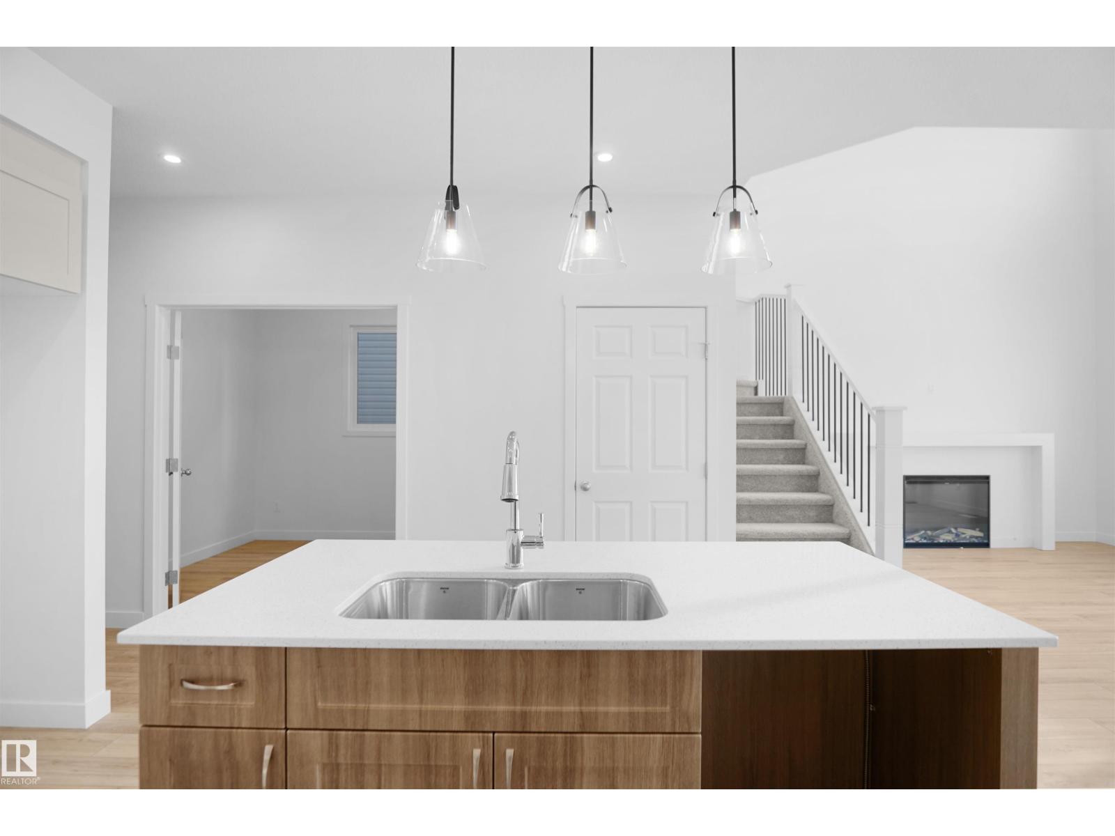 1535 11 Av Nw, Edmonton, Alberta  T6T 2N5 - Photo 8 - E4477311