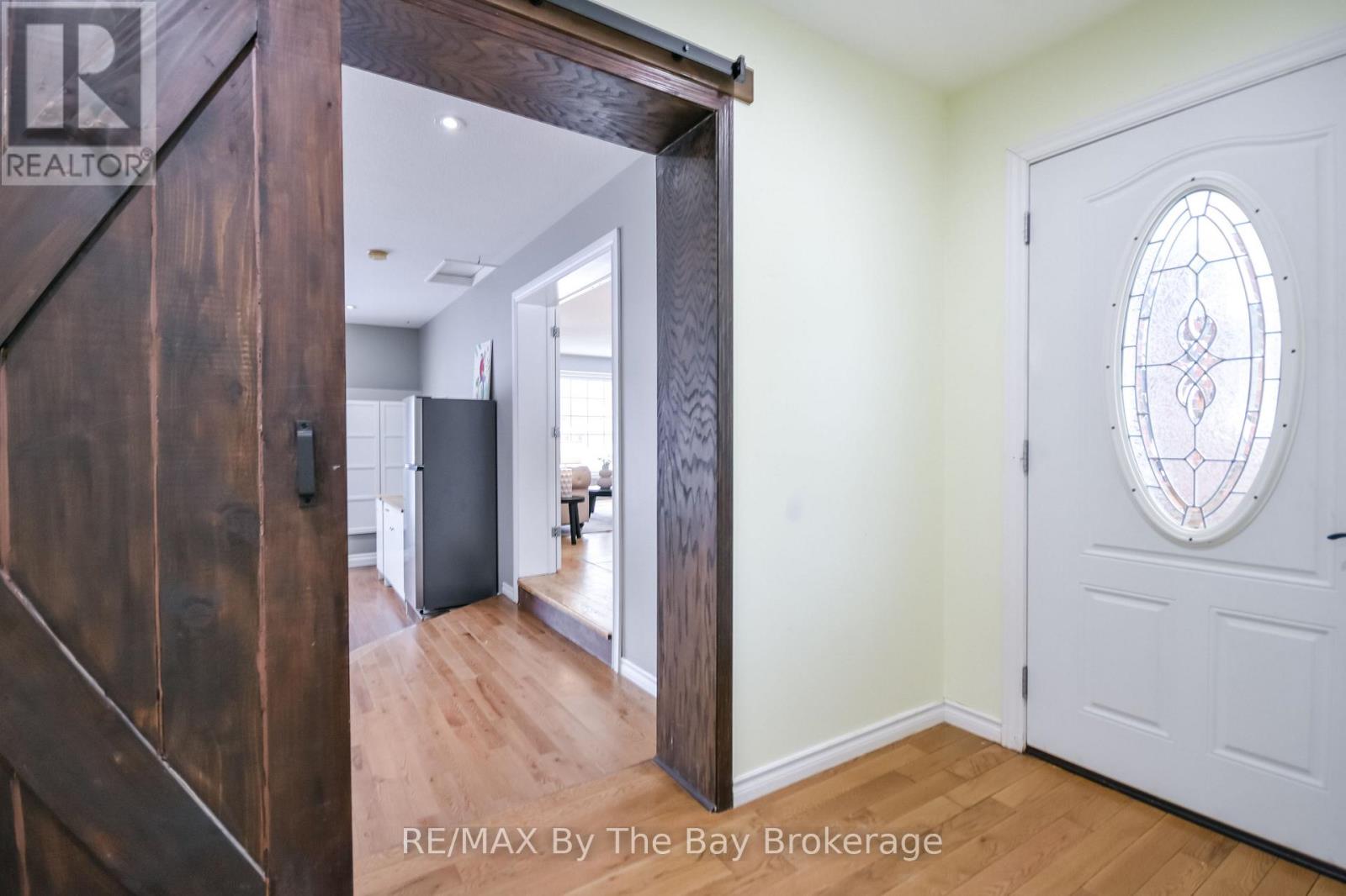 111 Balm Beach Road E, Tiny, Ontario  L0L 2J0 - Photo 23 - S12814178