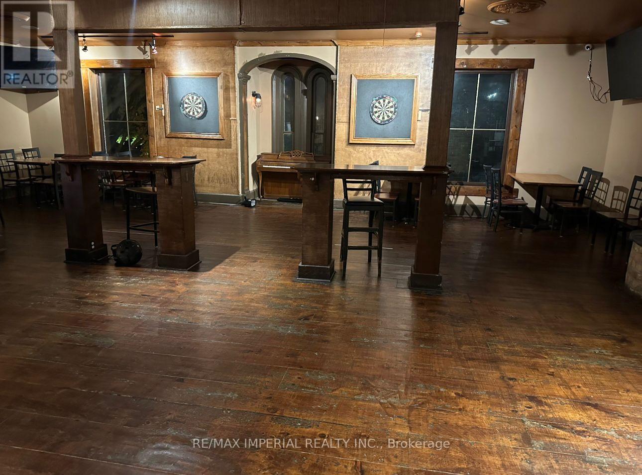 74 Main Street S, Newmarket, Ontario  L3Y 3Y6 - Photo 10 - N12868496