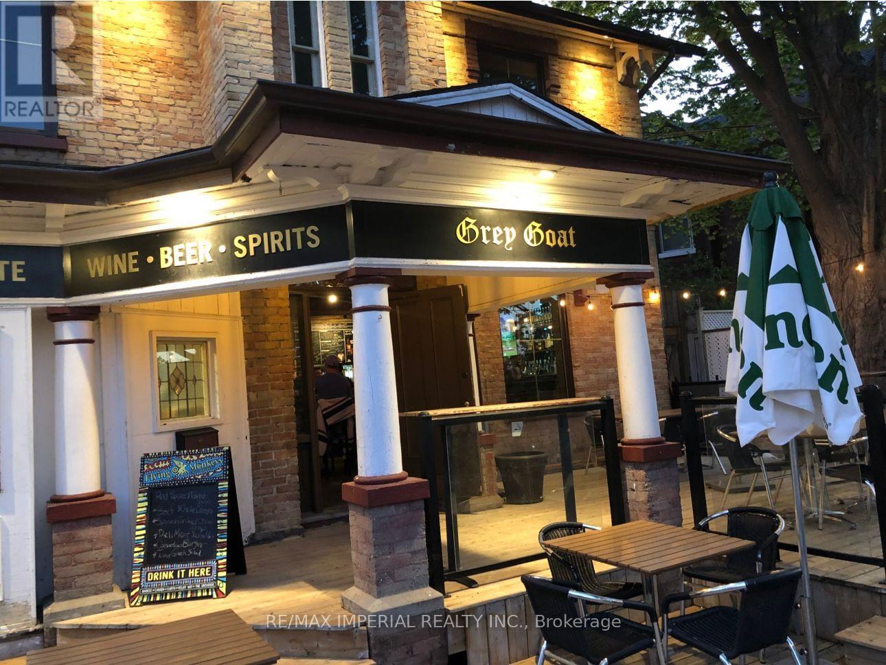 74 Main Street S, Newmarket, Ontario  L3Y 3Y6 - Photo 7 - N12868496